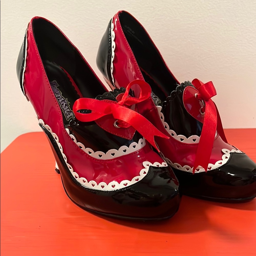 Funtasma Alice in Wonderland Queen of Hearts Platform Pumps
